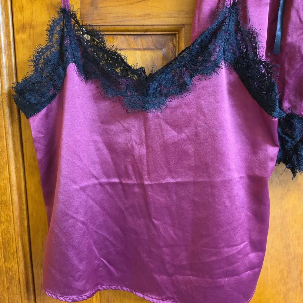 Unbranded XS Pajama Set Womens Burgundy Satin Lace Trim Cami and Shorts 2 Piece